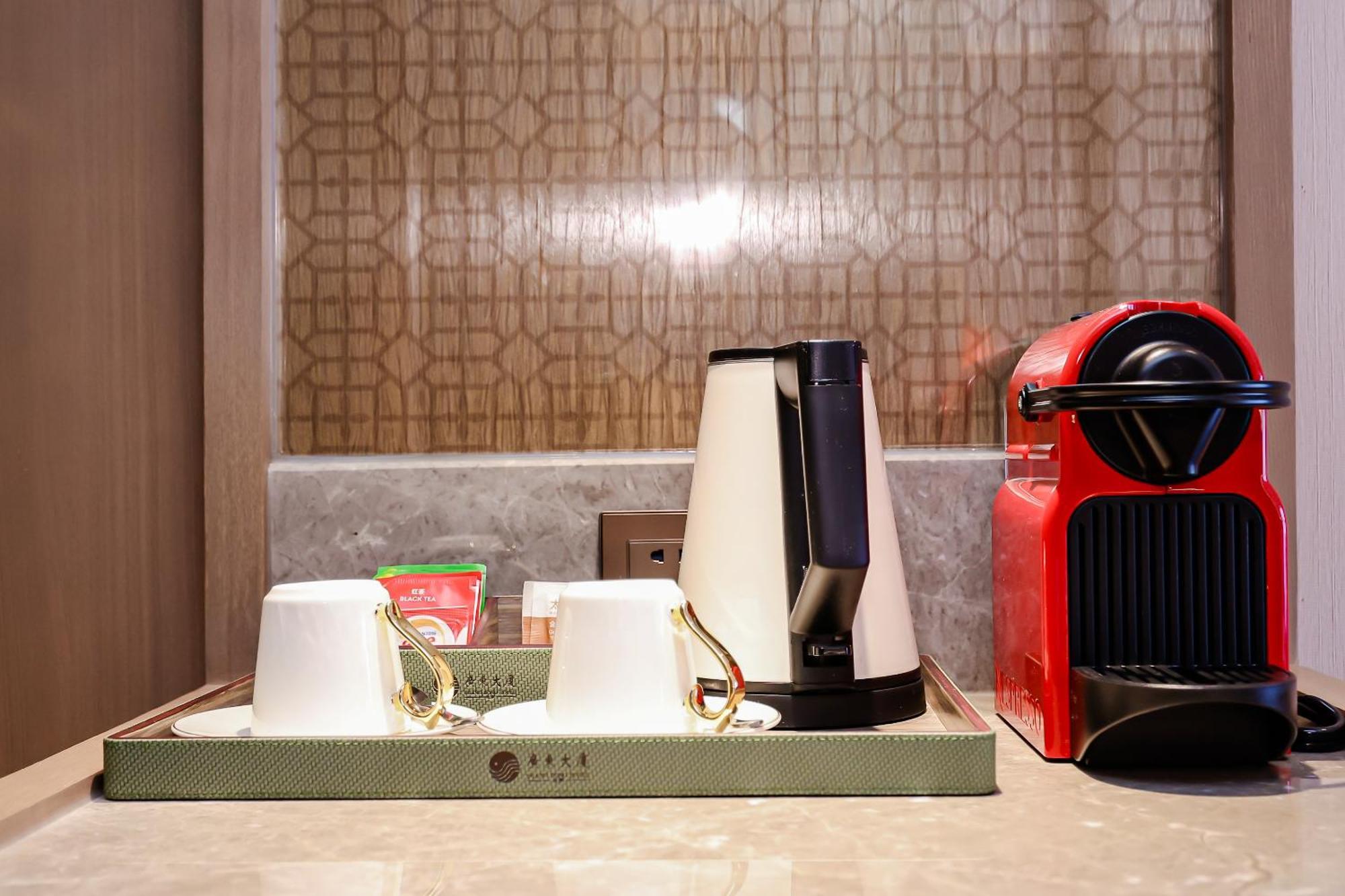 Beijing Guangdong Hotel Екстериор снимка
